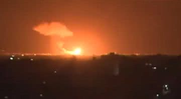 Imagem do bombardeio em Gaza - Divulgação/ YouTube/ News18 Urdu