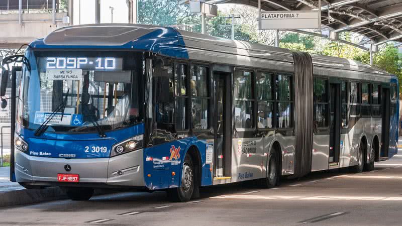 Imagem meramente ilustrativa de um ônibus na Grande São Paulo - Wikimedia Commons