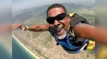 Foto do cabo Jorge Luiz Dantas durante salto de paraquedas - Divulgação / Redes Sociais