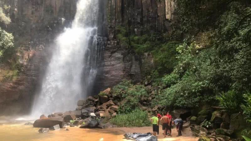 A cachoeira no Paraná - Divulgação/Operações Aéreas Samu