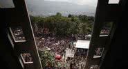 Pessoas na capital do Haiti, Porto Príncipe - Getty Images