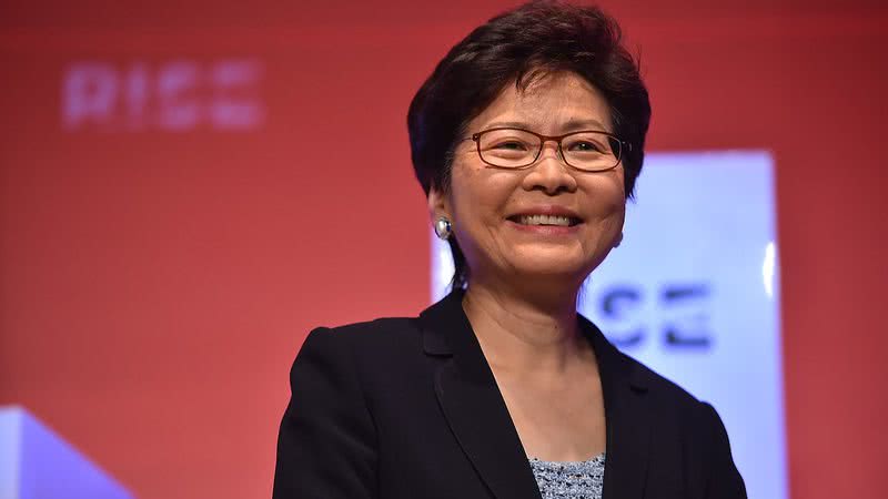 Carrie Lam em 2018 - Wikimedia Commons