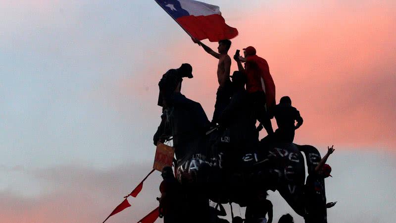 Imagem de protesto ocorrido no Chile em 2019 - Getty Images