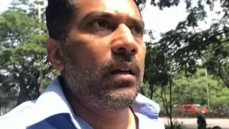 Dr. Govind Nandakumar 'abandonou' carro no trânsito para chegar a tempo em hospital - Reprodução/Video