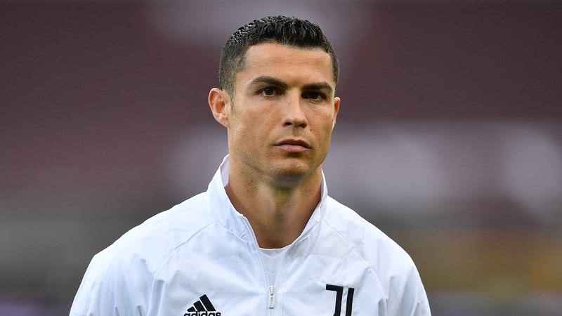 Fotografia de Cristiano Ronaldo antes de partida de futebol - Getty Images