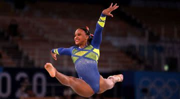 Fotografia de Rebeca Andrade durante Jogos Olímpicos de Tokyo - Getty Images