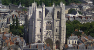 Fachada da Catedral de Nantes - Adam Bishop/Wikimedia Commons