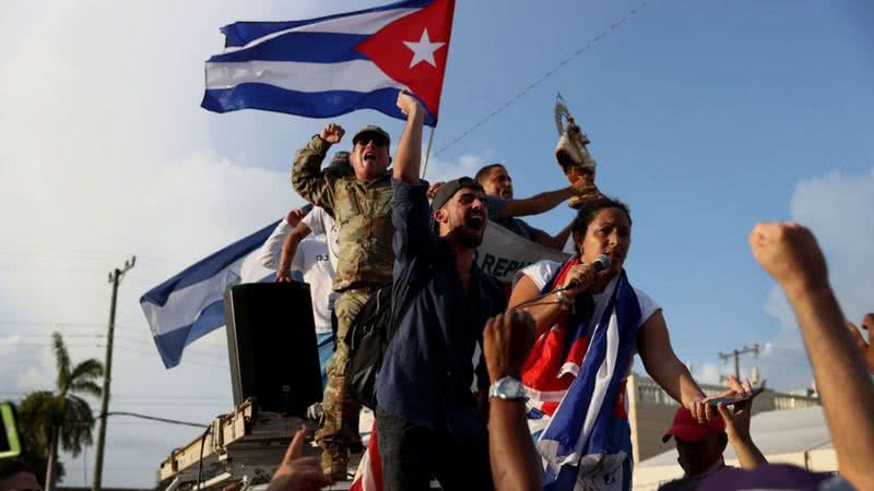 Manifestantes em protesto realizado nos EUA, em julho deste ano - Getty Images