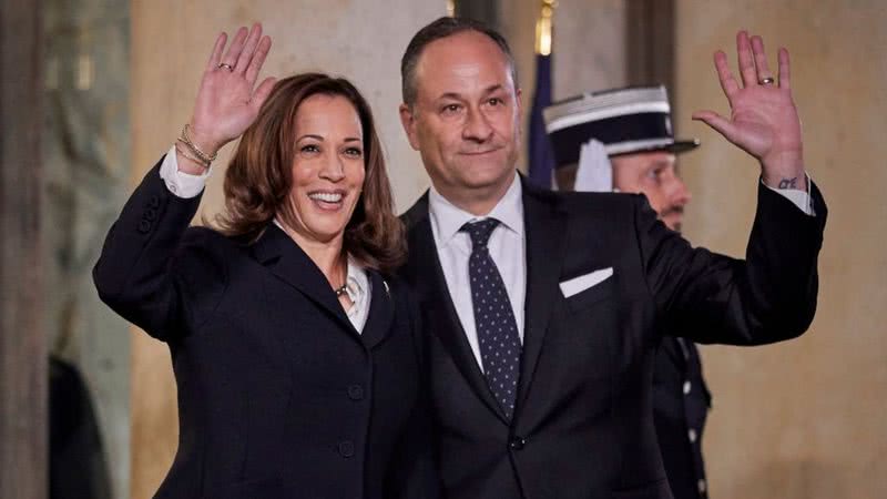 Kamala Harris ao lado do marido Douglas Emhoff - Getty Images