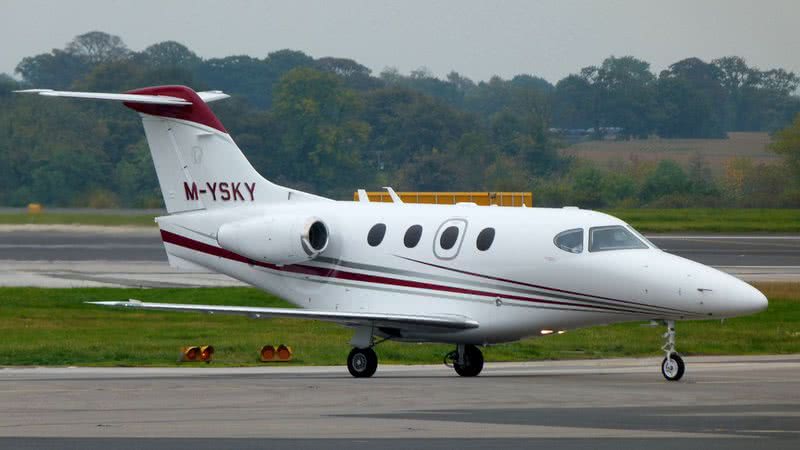 Aeronave de modelo Beechcraft premier I - Wikimedia Commons/Craig Sunter