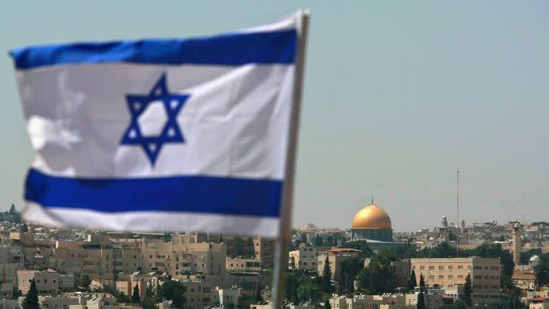 Bandeira de Israel em Jerusalém Oriental - Getty Images