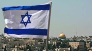 Bandeira de Israel sobre Jerusalém - Getty Images