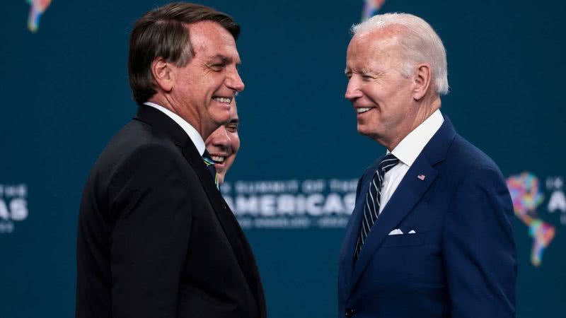 Jair Bolsonaro e Joe Biden durante reunião da Cúpula das Américas - Getty Images