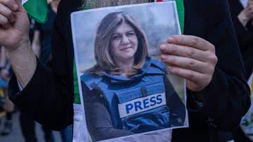 Foto de protesto na Palestina devido a morte de Shireen Abu Akleh - Getty Images