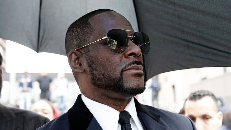 Cantor R. Kelly indo para tribunal por alegações de cirmes sexuais - Getty Images