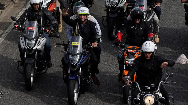 Jair Bolsonaro durante motociata - Getty Images