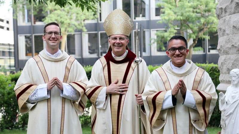 Fotografia de membros da entidade religiosa - Divulgação/ Facebook/ Diocese Des Moines