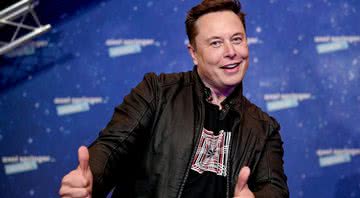 Elon Musk durante evento público em 2020 - Getty Images