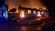 Dormitório no momento do incêndio - Força Policial da Guiana