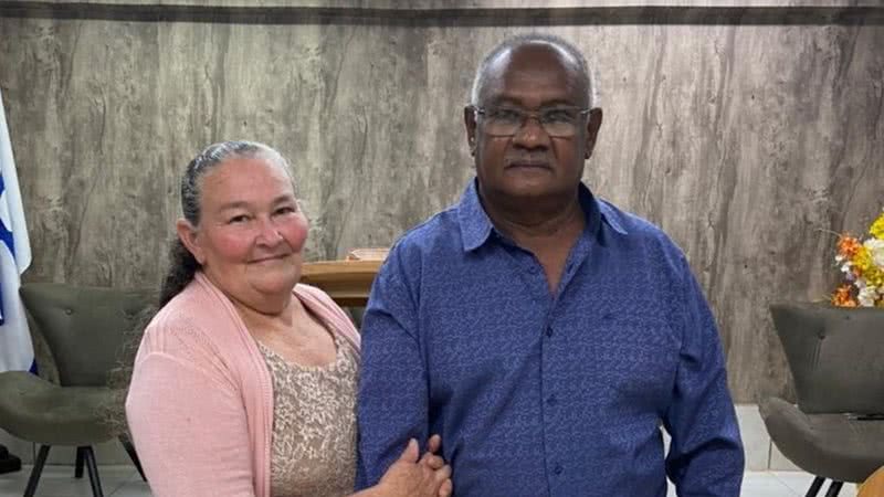 Fotografia de Dona Francisca ao lado de seu esposo, Antônio Ferreira - Divulgação/Arquivo Pessoal