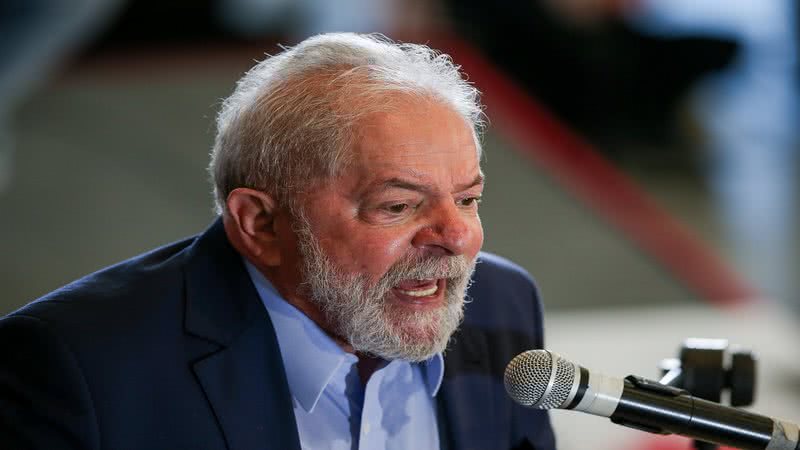 Lula falando em público - Getty Images