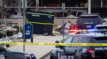 Foto tirada no momento do tiroteio, ocorrido no Colorado, nos EUA - Getty Images