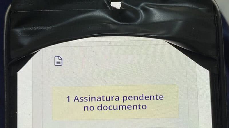 Celular que foi usado no golpe - Divulgação/Twitter/@paulorgoncalves