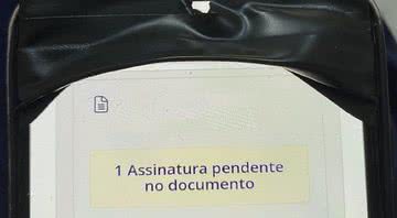 Celular que foi usado no golpe - Divulgação/Twitter/@paulorgoncalves