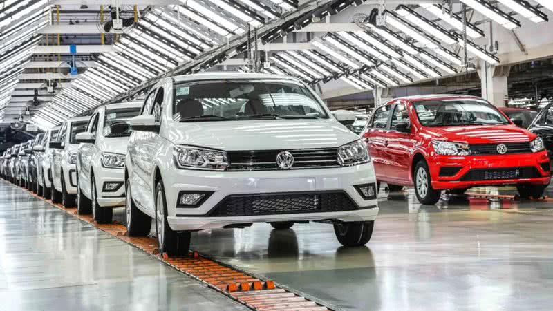 Linha de produção com Gol - Divulgação / Volkswagen