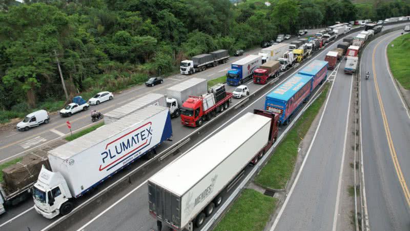 Bloqueio de bolsonaristas em rodovia em São Paulo - Getty Images