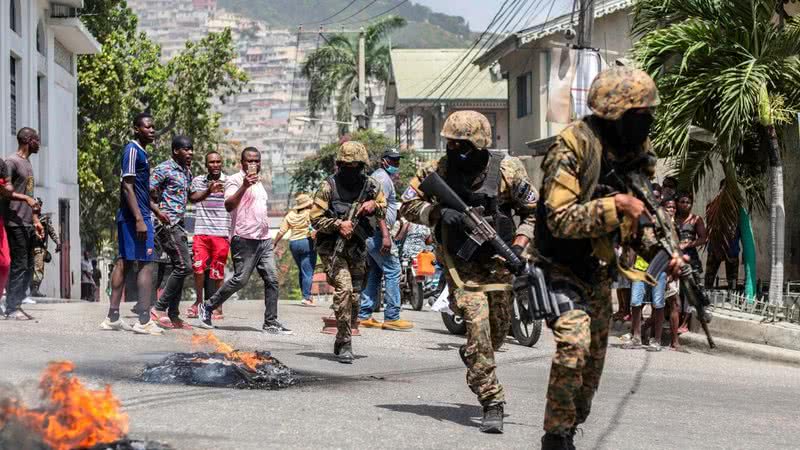 Haitianos participam de protesto após assassinato do presidente Jovenel Moïse - Getty Images