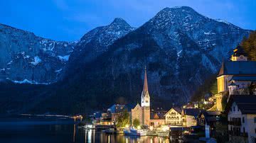 Imagem da paisagem de Hallstatt, na Áustria - Licença Creative Commons, via Wikimedia Commons