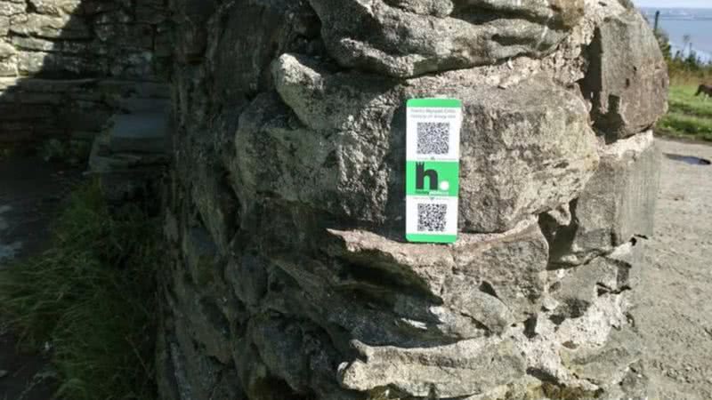 Código QR em ruínas da Maesteg House, em Kilvey Hill, Swansea - Divulgação/HISTORYPOINTS.ORG