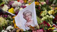 Homenagem feita à rainha Elizabeth II durante o cortejo de seu corpo - Getty Images