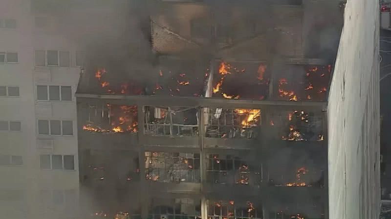 Incêndio em prédio na 25 de Março - Divulgação/Video/TV Globo