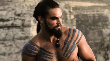 Jason Momoa na série Game of Thrones - Divulgação