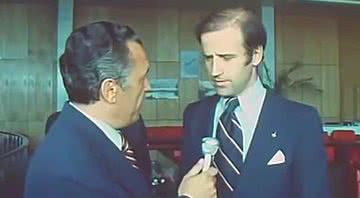 Joe Biden sendo entrevistado na URSS em 1979 - Divulgação / Companhia Estatal de Transmissão de Rádio e Televisão