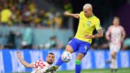 Jogador Richarlison com a camisa da Seleção Brasileira - Getty Images