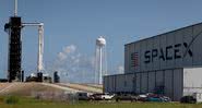 Fotografia do foguete da SpaceX no Kennedy Space Center, da NASA - Getty Images