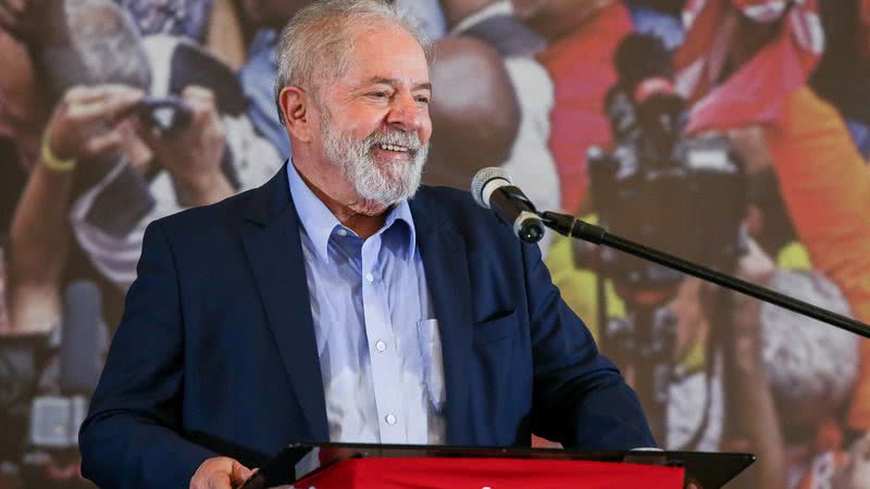 Lula durante evento político - Getty Images