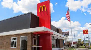 Restaurante da rede McDonald's - Wikimedia Commons