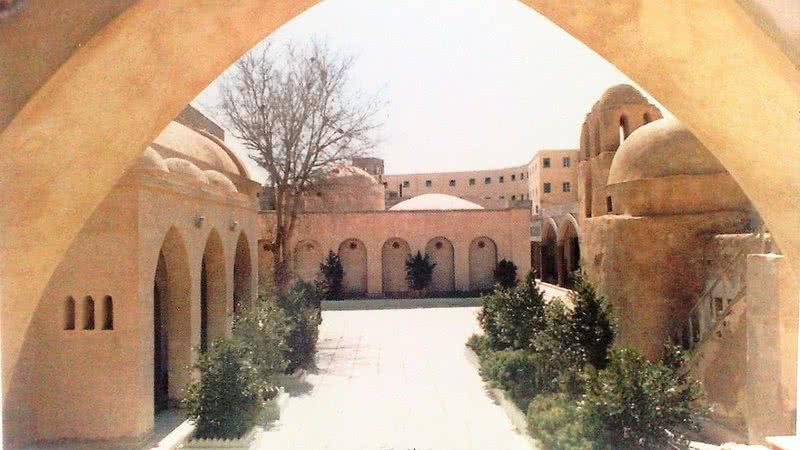 Imagem do Monastério de São Macário, localizado a noroeste do Cairo - Wikimedia Commons