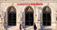 Parte da frente do Museu Albertina, um dos mais prestigiosos da Áustria - Getty Images