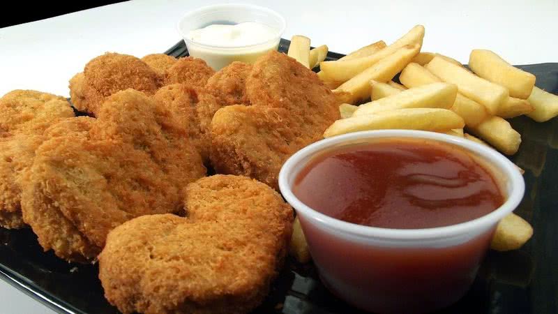 Fotografia meramente ilustrativa de nuggets de frango - Divulgação / Pixabay / adoproducciones