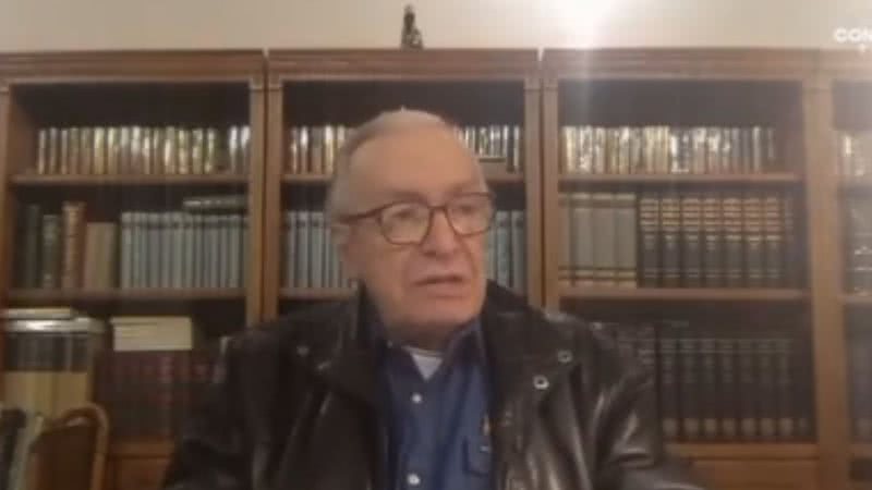 Olavo de Carvalho durante live no Youtube - Divulgação/Youtube/Conserva Talk