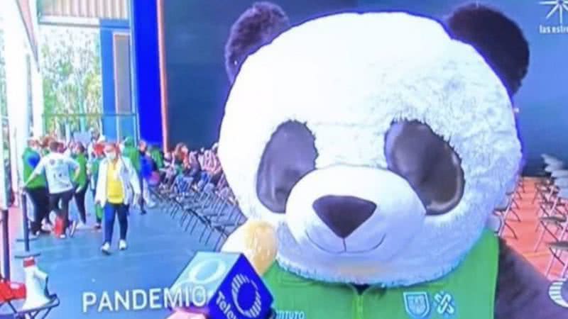 Mascote 'Pandemio' - Divulgação/Twitter/@jessicamedinab