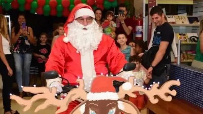 Luiz Gustavo Rodrigues Ribaldo como Papai Noel - Reprodução/Redes Sociais/Facebook