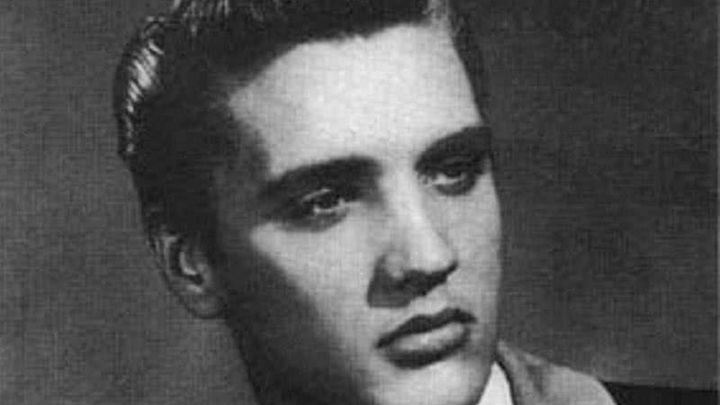 Elvis Presley, o Rei do Rock - Domínio Público/Wikimedia Commons