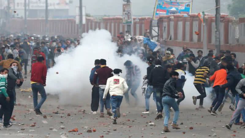 Imagem mostra manifestantes em Seelampur, em Déli - Divulgação / Twitter