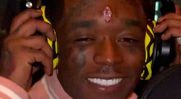 O rapper  Lil Uzo Vert com um diamante na testa - Divulgação